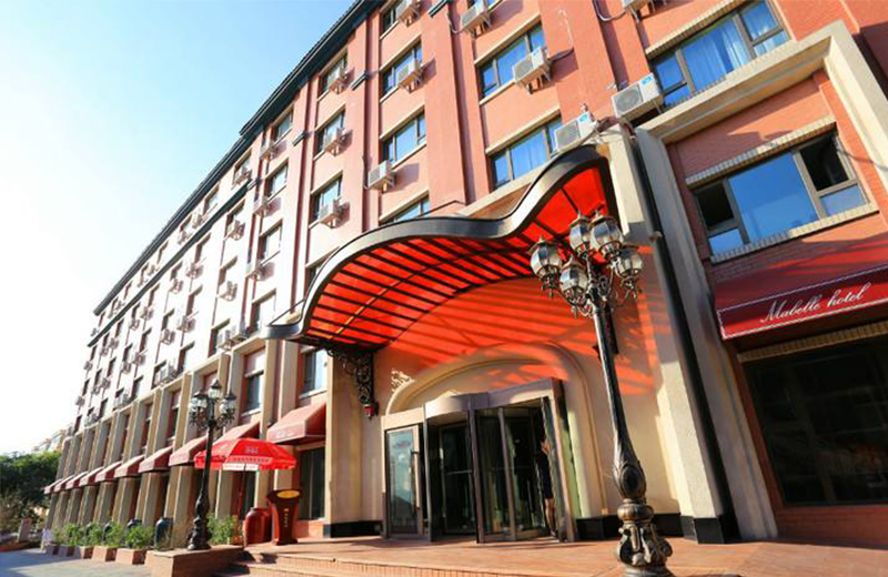 酒店出入口大門設(shè)計(jì)選擇注意事項(xiàng)