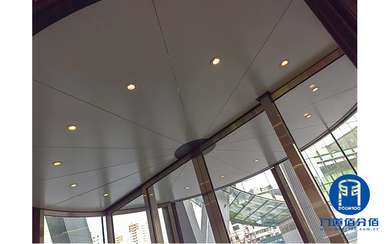 技術(shù)工程師視角下的旋轉(zhuǎn)門(mén)保養(yǎng)實(shí)戰(zhàn)