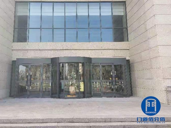 自動(dòng)旋轉(zhuǎn)門門區(qū)地面改造與整體電器升級項(xiàng)目