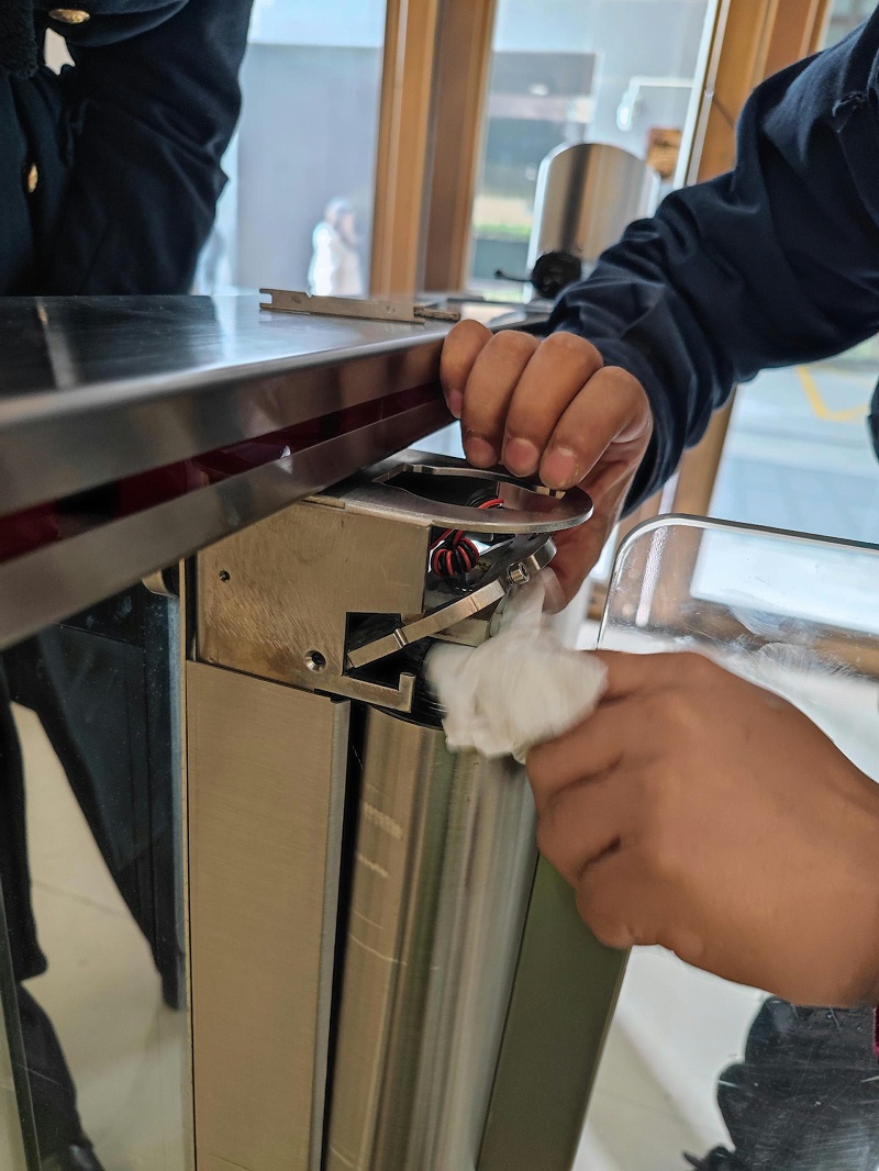 cc5aee43dbf1f886ece85f8dedb8ec02_compress