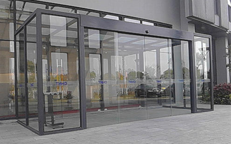 自動門壞了怎么辦？感應(yīng)玻璃電動門故障緊急維修手冊