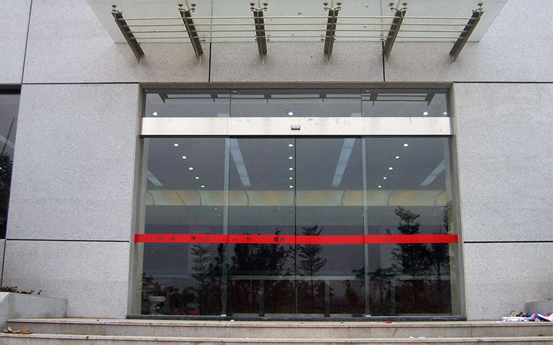 自動(dòng)門(mén)安裝有技巧，自動(dòng)門(mén)門(mén)機(jī)安裝注意與測(cè)試不可少