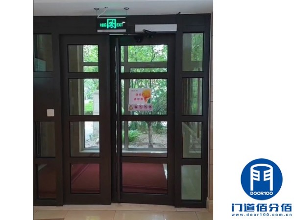 經典案例丨<i style='color:red'>泰康</i>感應型90度自動平開門保養(yǎng)