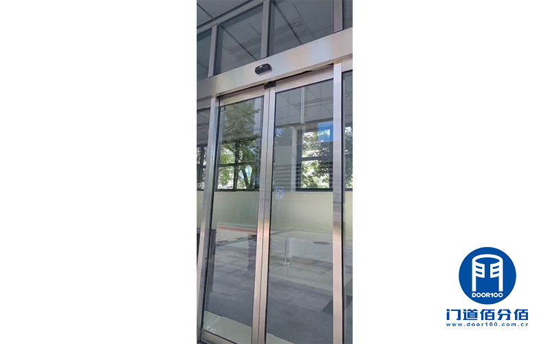 松下平移式自動(dòng)門遙控與剮蹭故障維修案例分享