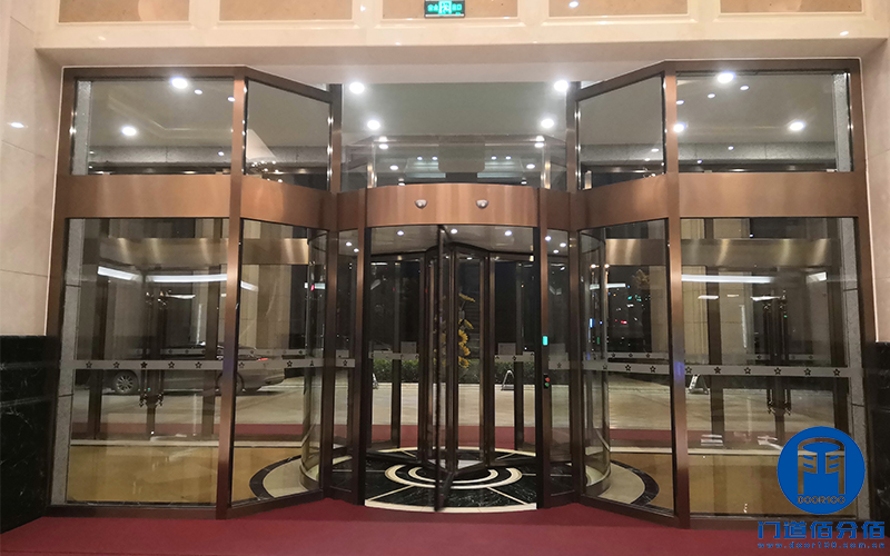 安徽金寨某花園酒店聞軒自動(dòng)三翼旋轉(zhuǎn)門(mén)大保養(yǎng)服務(wù)