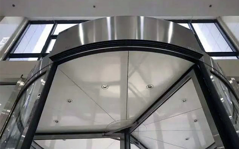 門區(qū)新標(biāo)配：熱風(fēng)幕的多維度優(yōu)勢