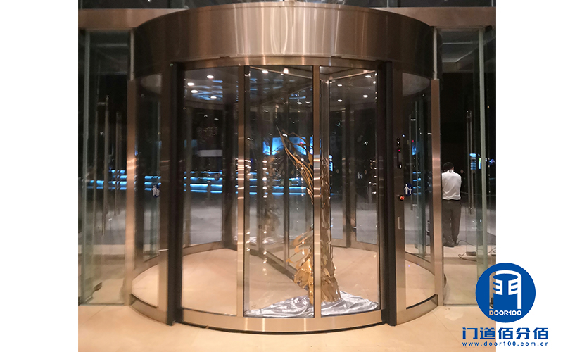 福州某洲際酒店必盛兩翼旋轉門內(nèi)平移門維修服務