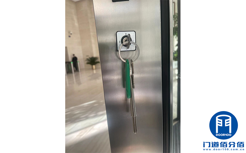 多瑪凱拔旋轉(zhuǎn)門保養(yǎng)案例-工作過(guò)程實(shí)錄