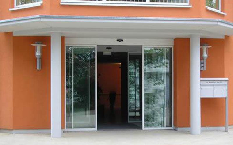 規(guī)范操作、了解注意，自動門安全使用有方法