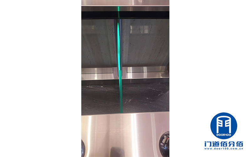 維修寶盾（BOON EDAM）擺閘擺門(mén)關(guān)不正故障4